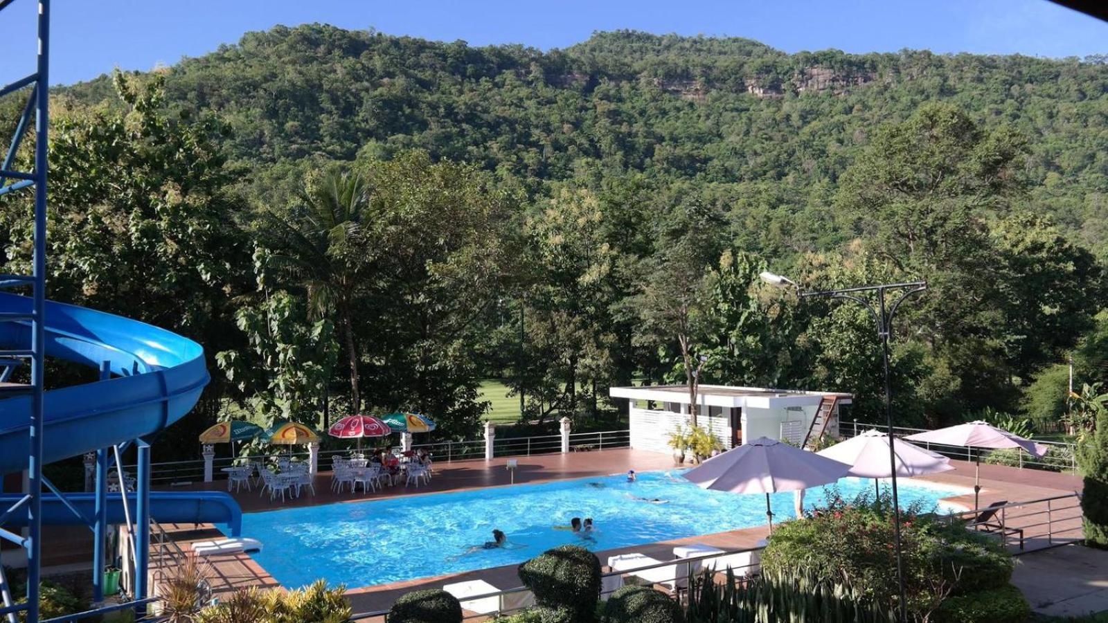 Phubachiang Golf & Resort Pakxé Exteriör bild